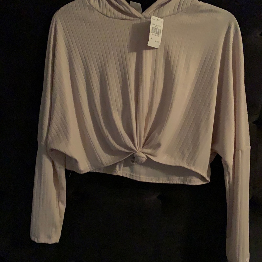 Basic crop top with hood